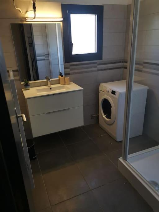 Haut De Villa Renovee En 2023 Saint-Maime 外观 照片