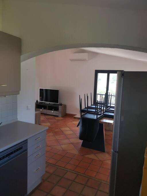 Haut De Villa Renovee En 2023 Saint-Maime 外观 照片
